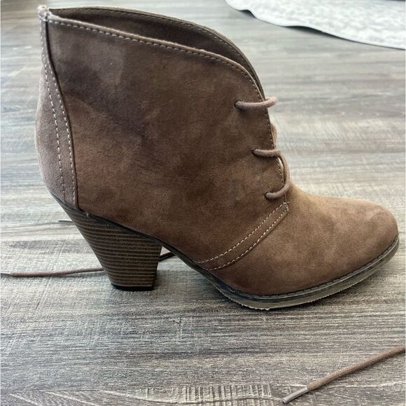 MIA Shawna Ankle Tie Booties Size 8 Women’s Brown Cottage - Picture 3 of 15